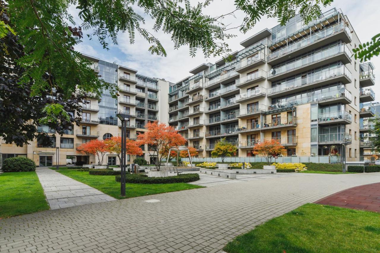 Apartments Krakow Wislane Tarasy By Noclegi Renters Bagian luar foto