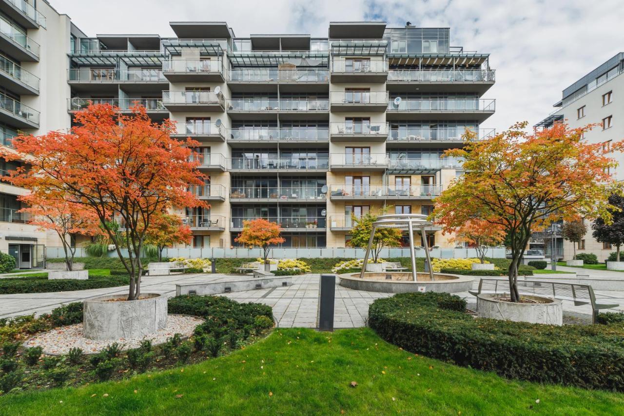 Apartments Krakow Wislane Tarasy By Noclegi Renters Bagian luar foto