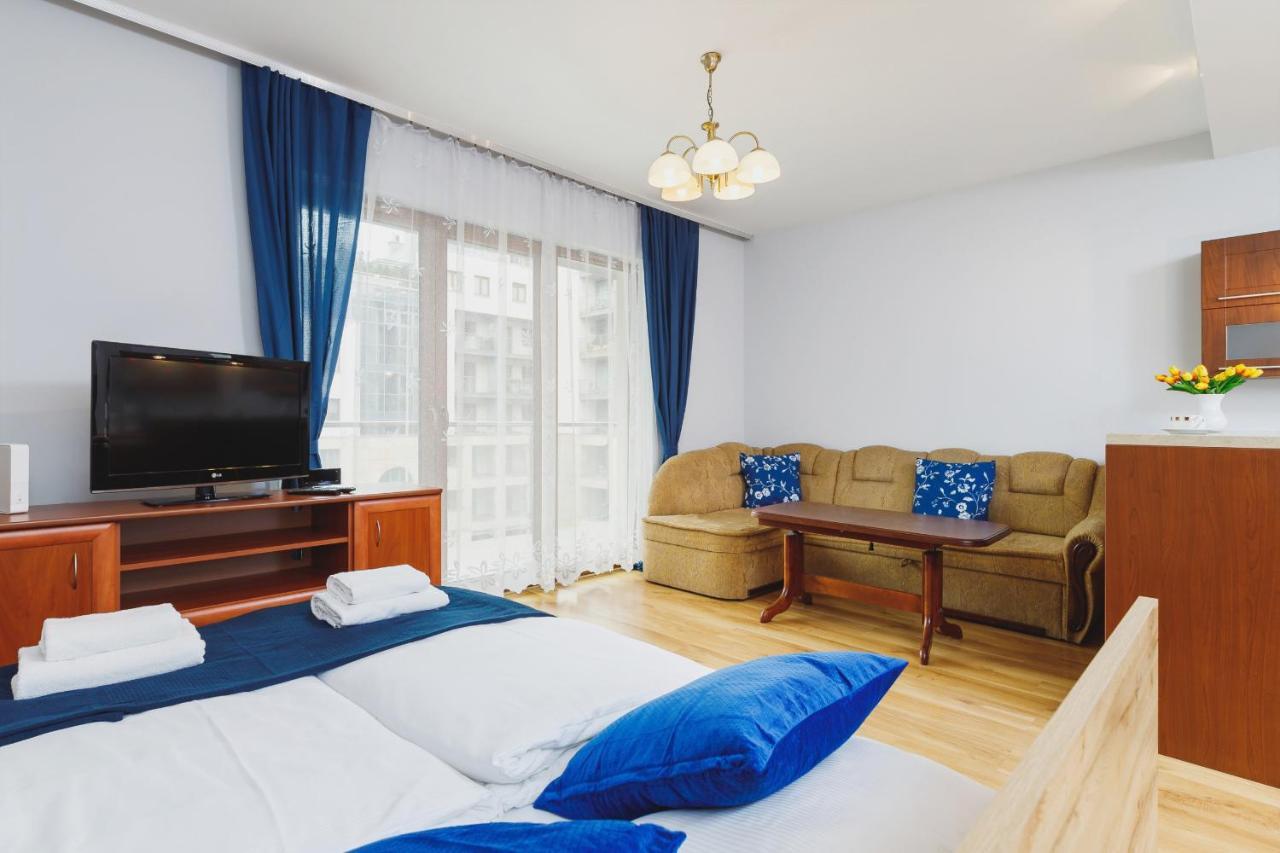 Apartments Krakow Wislane Tarasy By Noclegi Renters Bagian luar foto